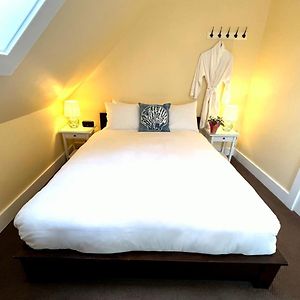 Queen Bed